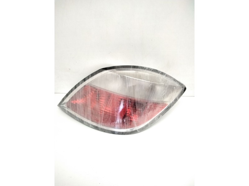 Recambio de piloto trasero derecho para opel astra h berlina enjoy referencia OEM IAM 154421936RB 03775335 