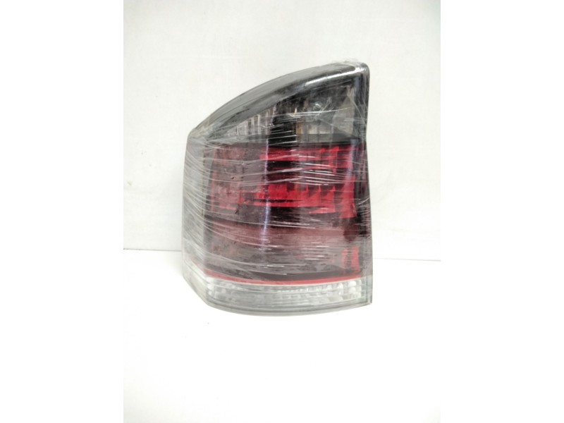 Recambio de piloto trasero izquierdo para opel vectra c berlina comfort referencia OEM IAM 1222691 084421927LP 
