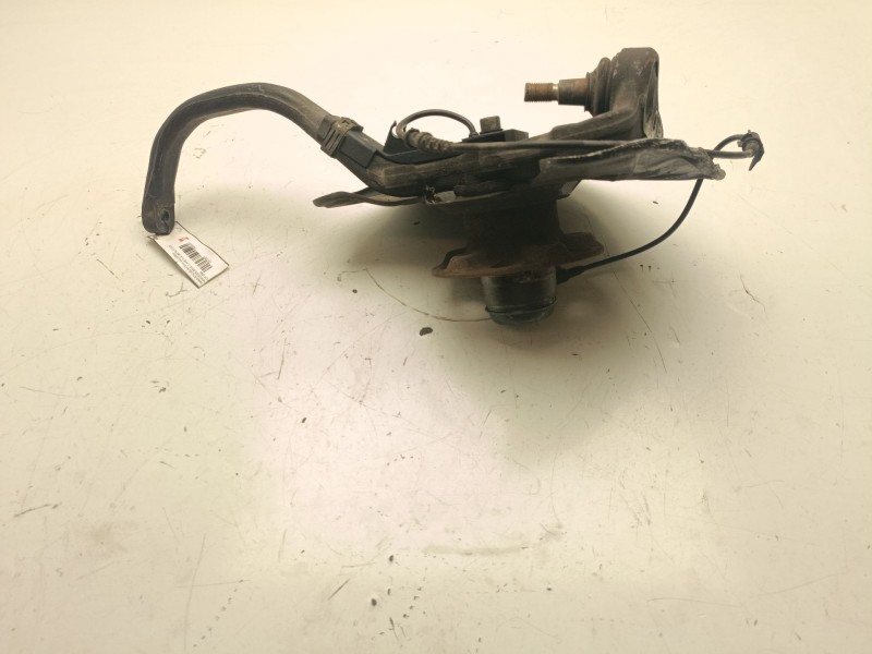 Recambio de mangueta delantera izquierda para mercedes-benz clase cls (w219) 3.0 cdi cat referencia OEM IAM 2115452440  