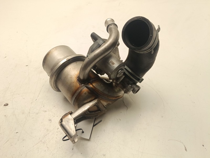 Recambio de enfriador egr para volkswagen touran (5t1) 2.0 tdi referencia OEM IAM 144771 4l131512bg 04l131501m  