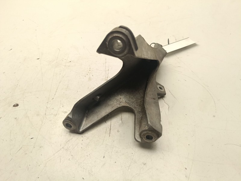Recambio de soporte motor derecho superior para audi a4 allroad b8 (8kh) 2.0 tdi quattro referencia OEM IAM 8E0199308AR  