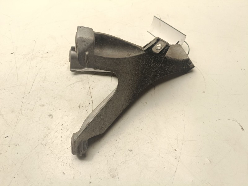 Recambio de soporte motor derecho superior para audi a4 allroad b8 (8kh) 2.0 tdi quattro referencia OEM IAM 8E0199308AR  