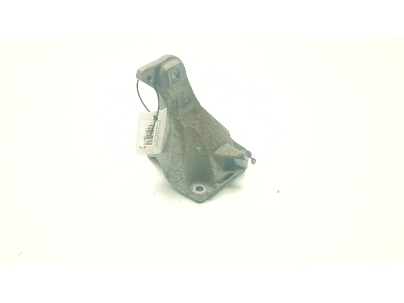 Recambio de soporte motor izquierdo superior para bmw 1 descapotable (e88) 120 i referencia OEM IAM 22116781916-01  