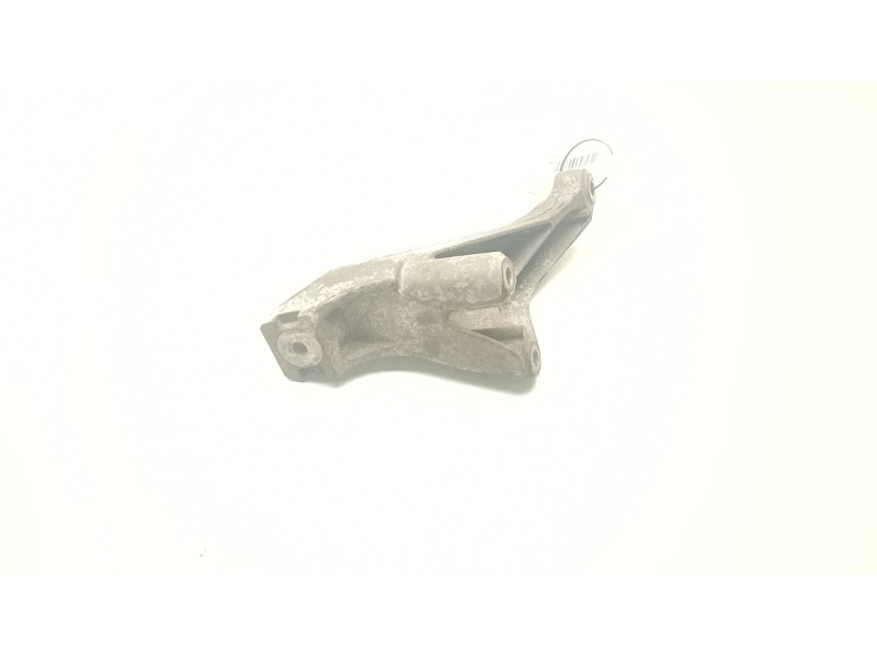 Recambio de soporte motor delantero para audi a4 b7 (8ec) 2.0 tdi referencia OEM IAM 8E0199307S  