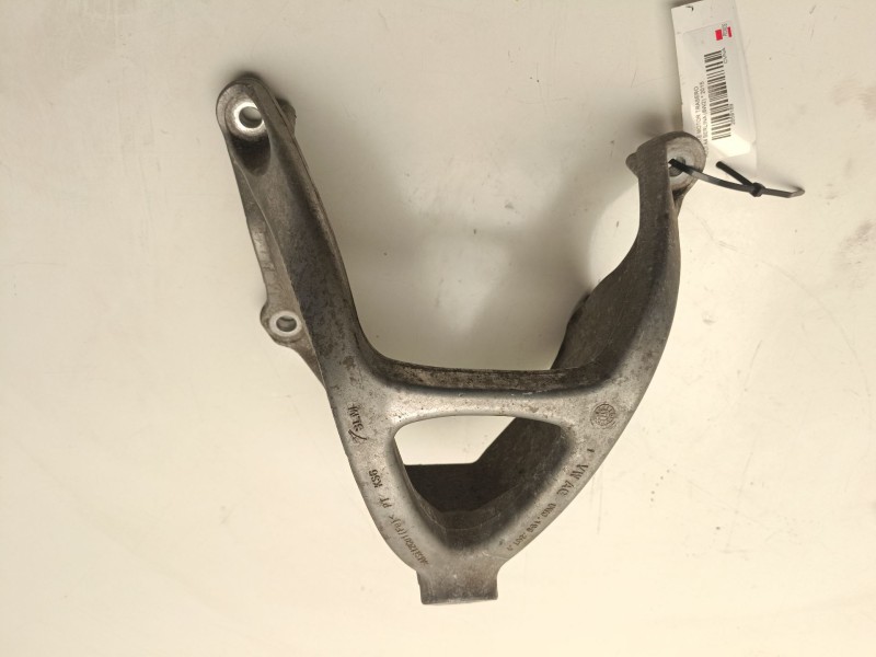 Recambio de soporte motor trasero para audi a4 berlina (8w2) referencia OEM IAM 8W0199307F  