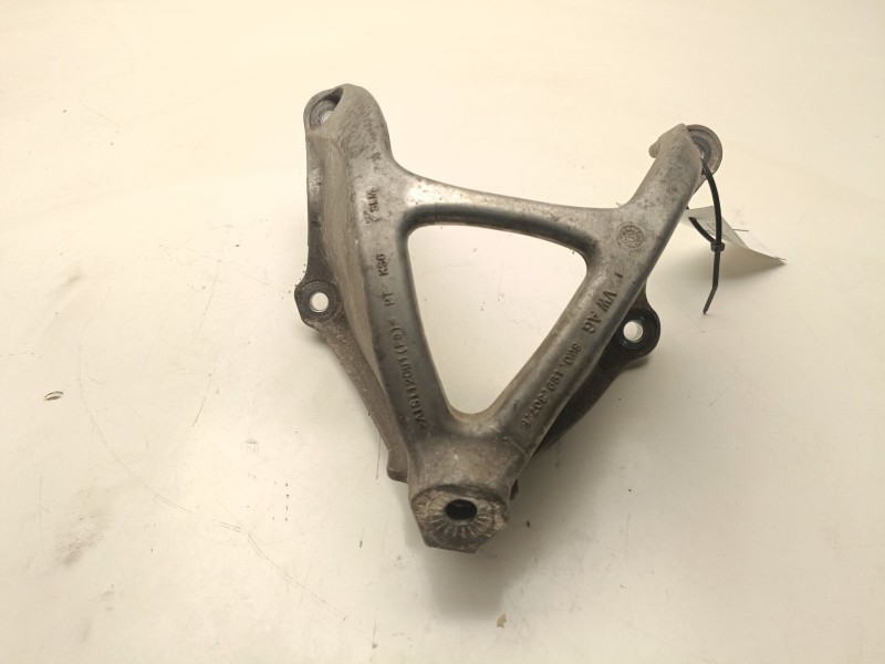 Recambio de soporte motor trasero para audi a4 berlina (8w2) referencia OEM IAM 8W0199307F  