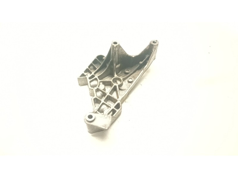 Recambio de soporte motor derecho inferior para audi a3 (8p1) 2.0 tdi 16v referencia OEM IAM 03G199207E  