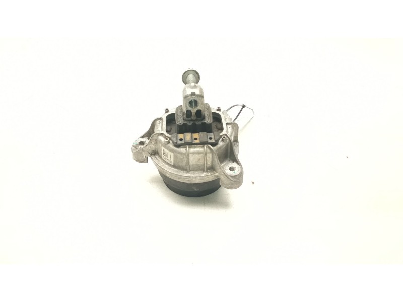 Recambio de soporte motor derecho inferior para bmw 5 (f10) 518 d referencia OEM IAM 6785602-01  