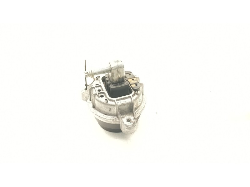Recambio de soporte motor derecho inferior para bmw 5 (f10) 518 d referencia OEM IAM 6785602-01  