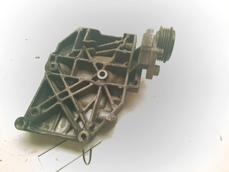 Recambio de soporte compresor de aire acondicionado para volkswagen passat b3/b4 (3a2, 35i) 1.9 tdi referencia OEM IAM 038260885
