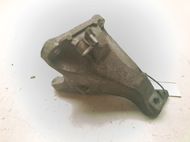 Recambio de soporte motor derecho inferior para bmw 3 (e46) 320 d referencia OEM IAM 22116781916  
