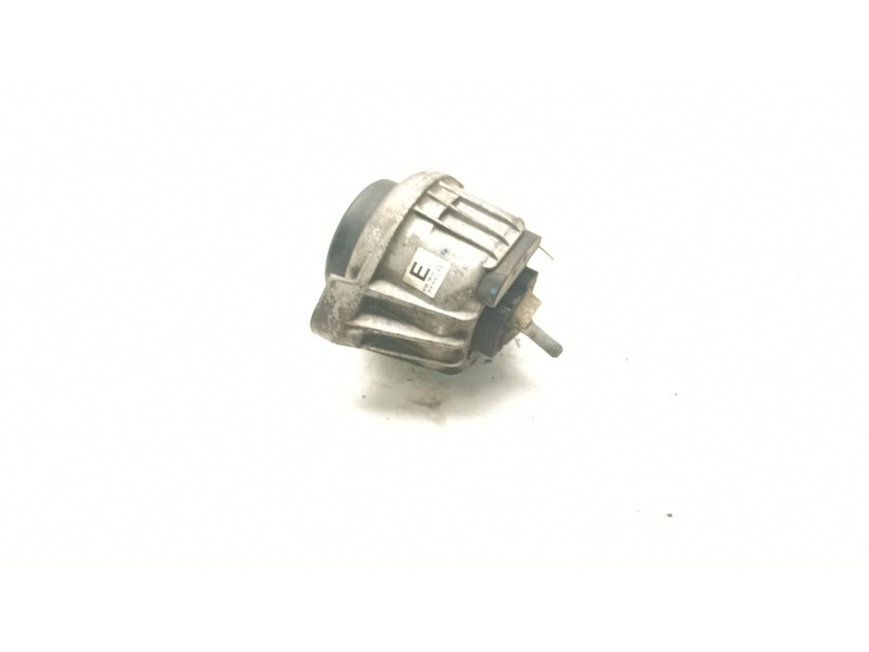 Recambio de soporte motor izquierdo inferior para bmw 1 descapotable (e88) 120 d referencia OEM IAM 6768799-03  