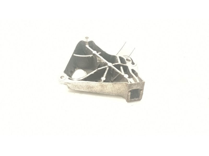 Recambio de soporte motor izquierdo superior para bmw 5 (f10) 520 d referencia OEM IAM 22116781241  