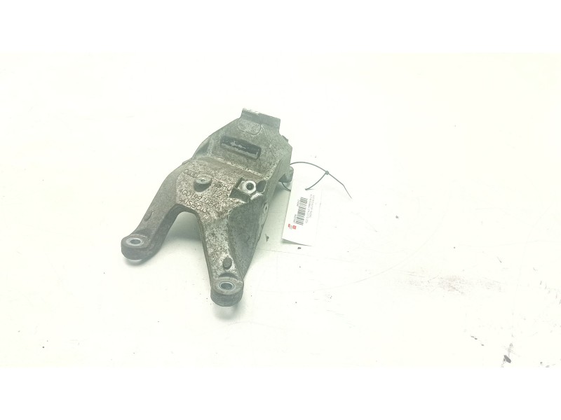 Recambio de soporte motor trasero para audi a5 sportback (8ta) 2.0 tdi referencia OEM IAM 4G0199308AA  