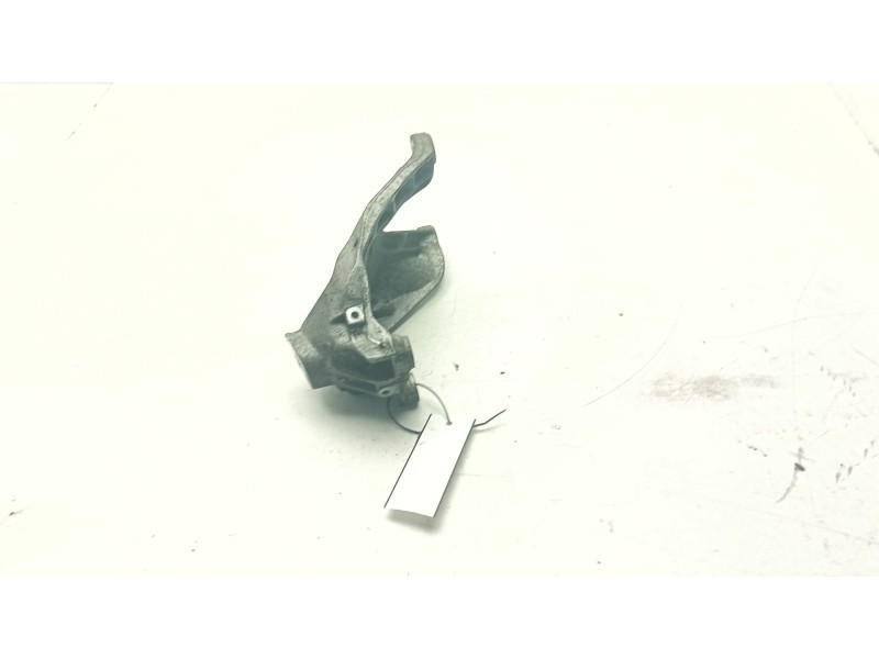 Recambio de soporte motor trasero para audi a5 sportback (8ta) 2.0 tdi referencia OEM IAM 4G0199308AA  