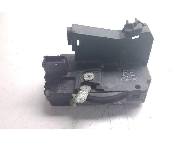 Recambio de cerradura puerta delantera derecha para opel astra g coupé 2.2 16v edition referencia OEM IAM RE13531Z00  
