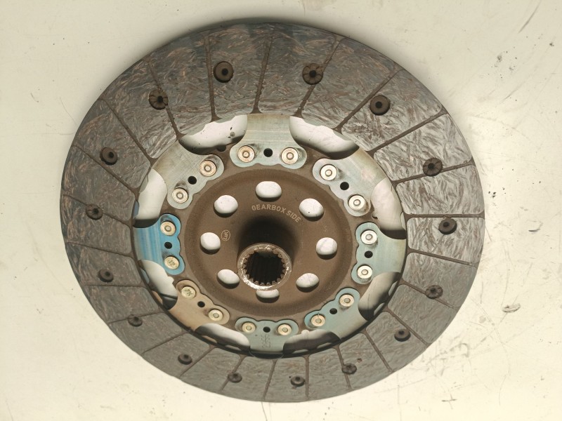 Recambio de disco embrague para renault master kombi l1h1 3,3t referencia OEM IAM 326006210  