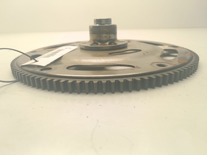 Recambio de volante motor para audi a4 berlina (8w2) referencia OEM IAM 04E105323C  