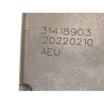 Recambio de enganche delantero derecho para volvo xc60 ii (246) b4 mild-hybrid awd referencia OEM IAM 31418903  