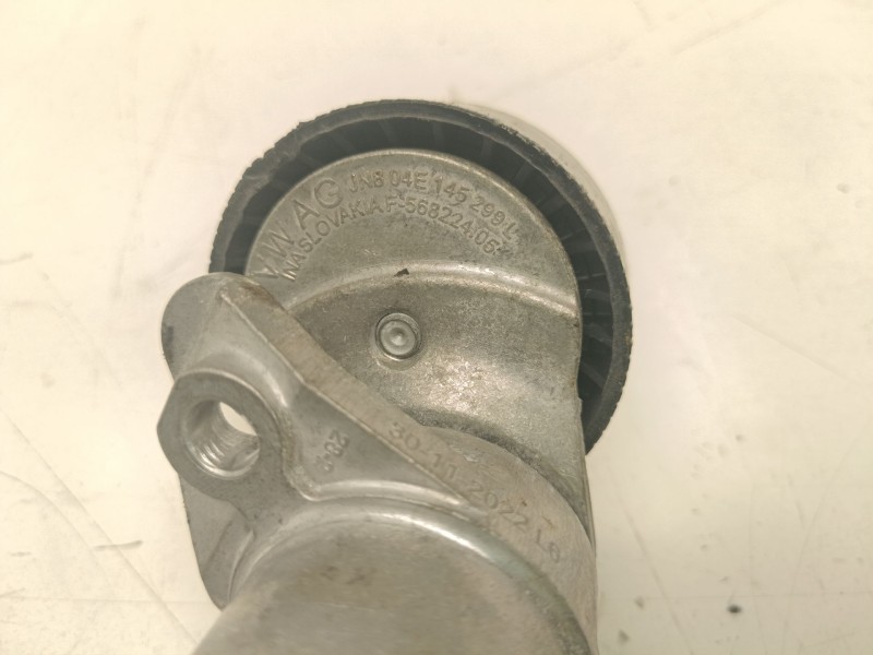 Recambio de tensor correa auxiliar para volkswagen tiguan referencia OEM IAM 04E145299L  