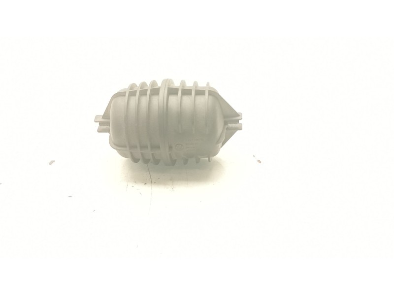 Recambio de acumulador de vacio para bmw 3 touring (e91) 335 d referencia OEM IAM 7799750  