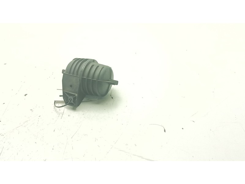 Recambio de acumulador de vacio para bmw 3 touring (e91) 335 d referencia OEM IAM 7799750  