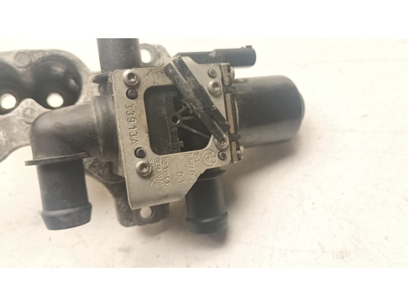 Recambio de bomba agua electrica para bmw 5 (f10) 518 d referencia OEM IAM 52188410  