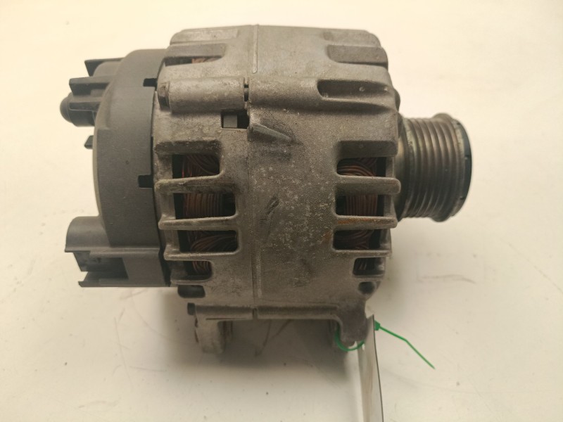 Recambio de alternador para volkswagen caddy ka/kb (2c) combi bluemotion referencia OEM IAM 03L903023FX01  