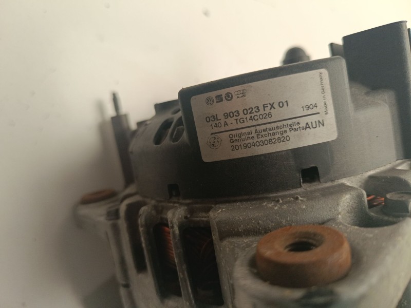 Recambio de alternador para volkswagen caddy ka/kb (2c) combi bluemotion referencia OEM IAM 03L903023FX01  