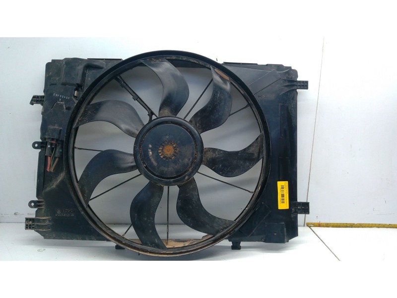 Recambio de electroventilador para mercedes-benz clase a (w176) a 200 cdi / d (176.008) referencia OEM IAM 0130308425  