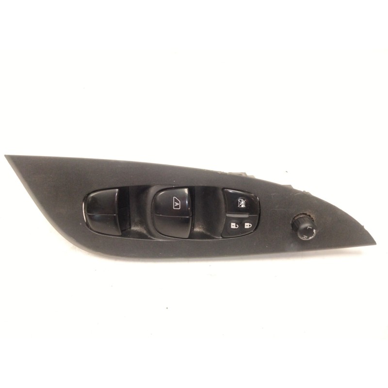 Recambio de mando elevalunas delantero izquierdo para nissan pulsar hatchback (c13) 1.2 dig-t referencia OEM IAM   