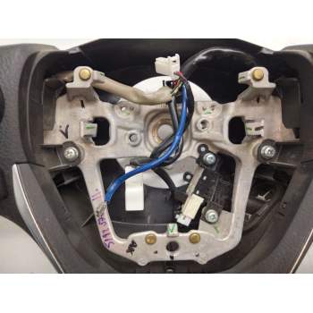 Recambio de volante para toyota auris referencia OEM IAM 6212135  