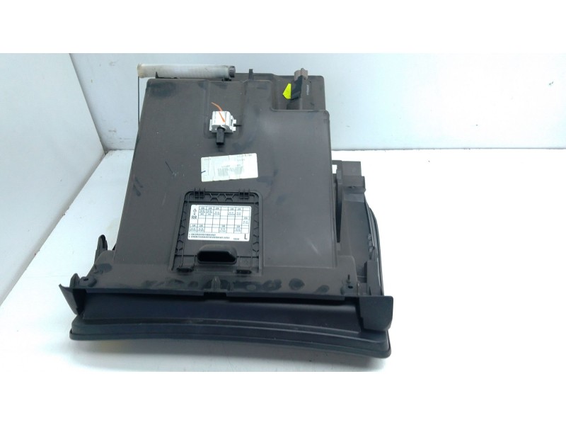Recambio de guantera para nissan pulsar hatchback (c13) 1.2 dig-t referencia OEM IAM   