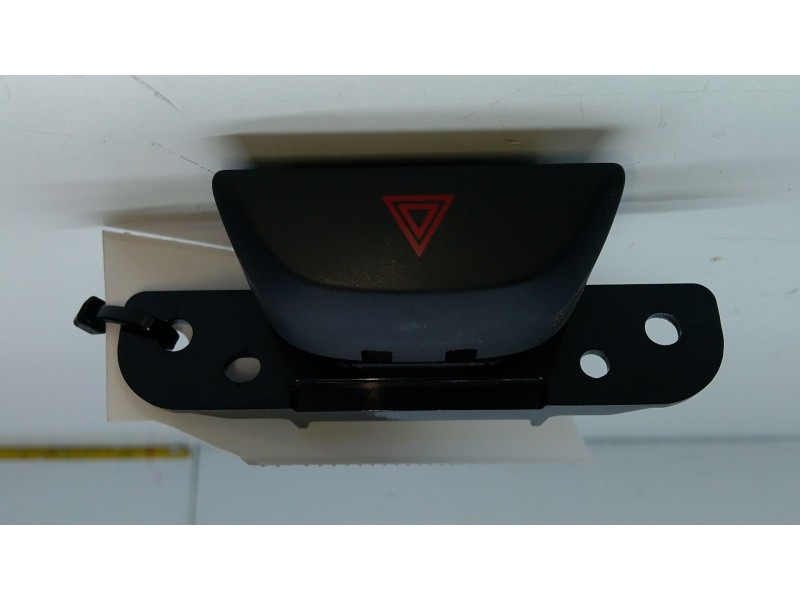 Recambio de warning para nissan pulsar hatchback (c13) 1.2 dig-t referencia OEM IAM   