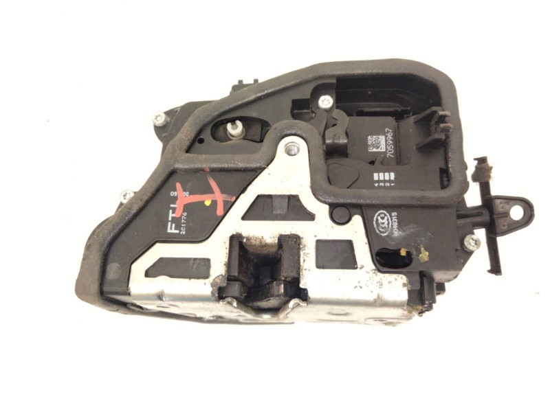 Recambio de cerradura puerta delantera izquierda para bmw 1 (e87) 120 i referencia OEM IAM 7059967  