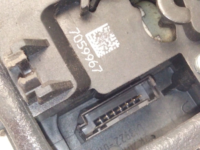 Recambio de cerradura puerta delantera izquierda para bmw 1 (e87) 120 i referencia OEM IAM 7059967  