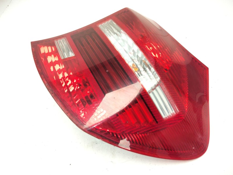 Recambio de piloto trasero derecho para bmw 1 (e87) 120 i referencia OEM IAM 71312  