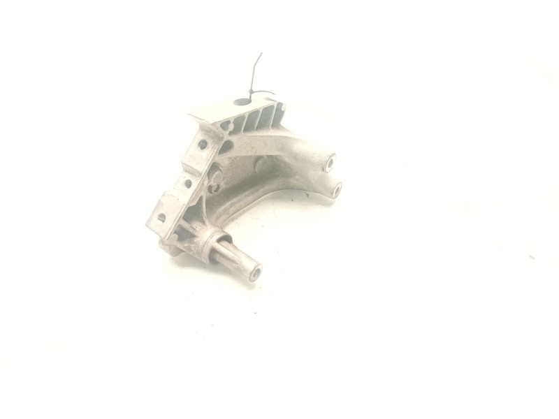 Recambio de soporte motor derecho inferior para audi q3 (8ub, 8ug) 2.0 tfsi quattro referencia OEM IAM 04L199207  