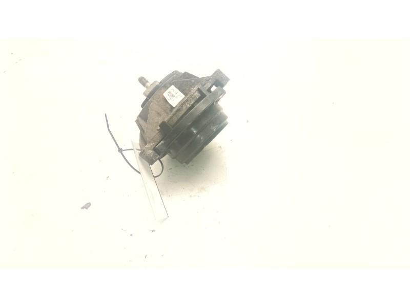 Recambio de soporte motor derecho inferior para bmw 1 (f21) 120 d referencia OEM IAM 678657-03  