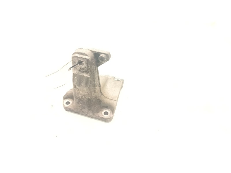Recambio de soporte motor derecho superior para bmw 1 (f21) 120 d referencia OEM IAM 22116788612-02  