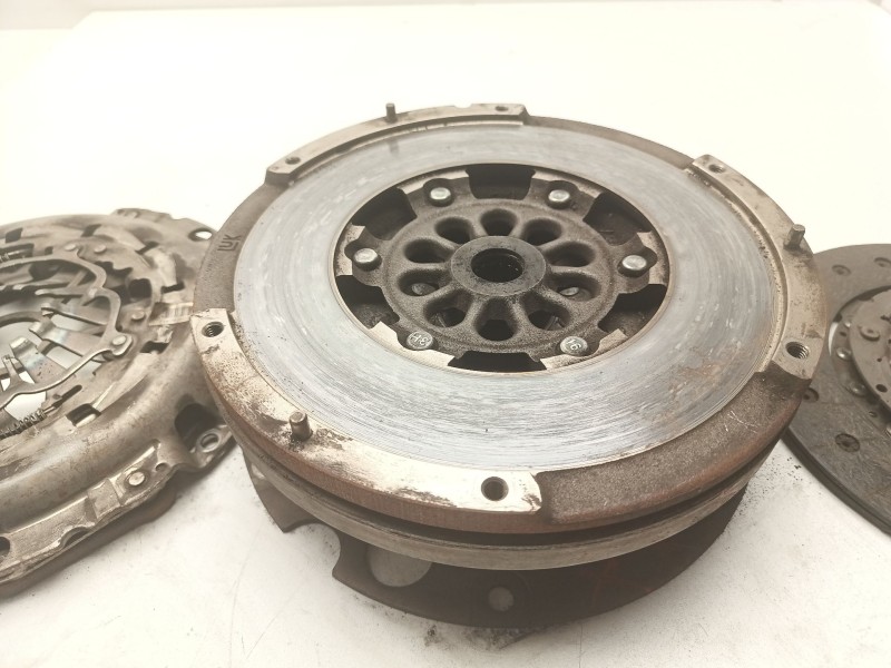Recambio de kit embrague para audi q5 (8r) 2.0 tdi advanced edition quattro (130kw) referencia OEM IAM 0b2141026p  
