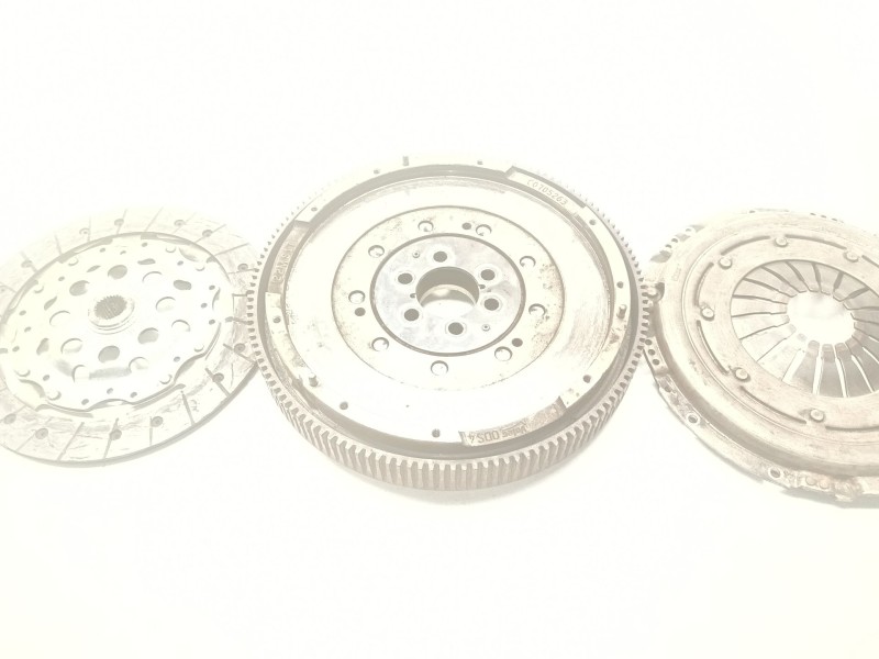 Recambio de kit embrague para volkswagen jetta iii (1k2) 1.9 tdi referencia OEM IAM 704562  