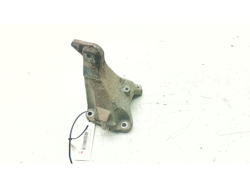 Recambio de soporte motor derecho superior para bmw 1 (e81) 120 d referencia OEM IAM 22116781916-01  