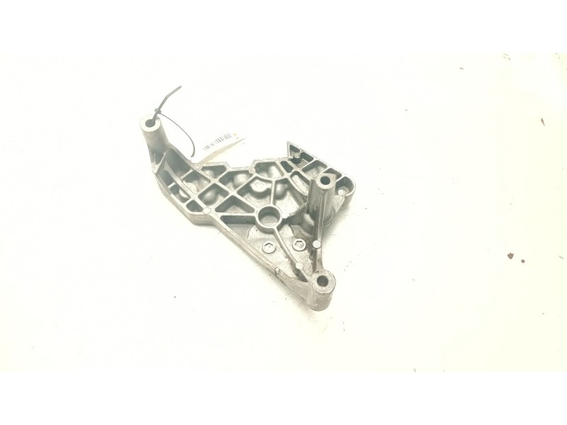 Recambio de soporte motor derecho inferior para volkswagen caddy iii monospace (2kb, 2kj, 2cb, 2cj) 1.9 tdi referencia OEM IAM 0