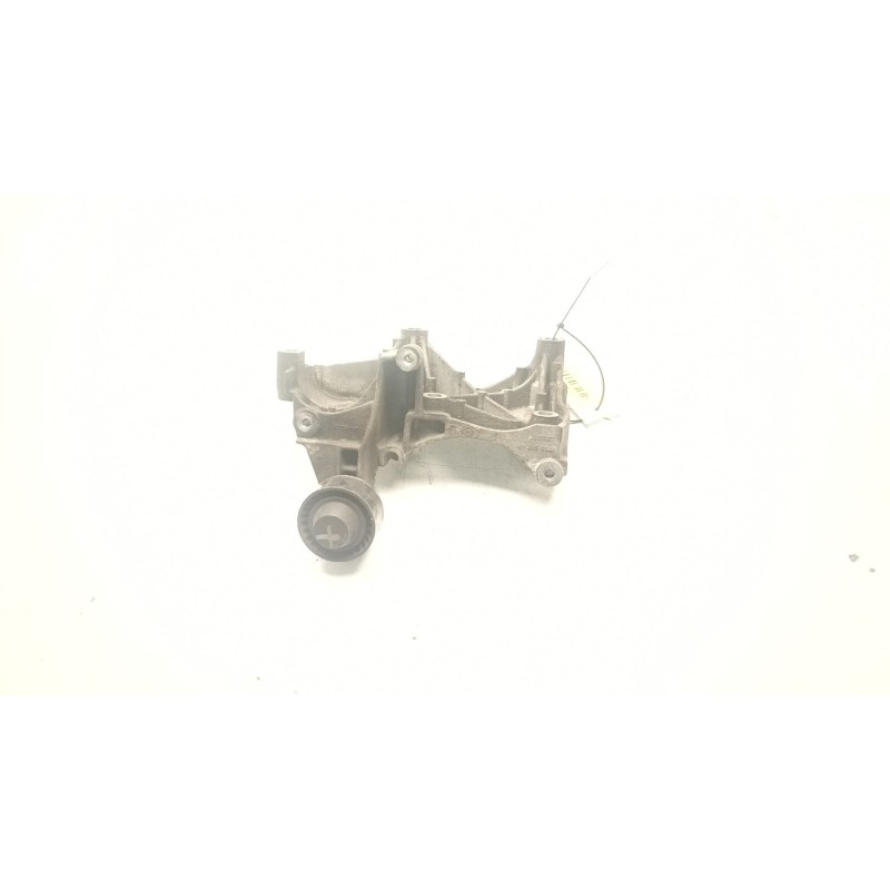 Recambio de soporte alternador para opel vivaro b autobús (x82) 1.6 cdti (06) referencia OEM IAM 117105124R  