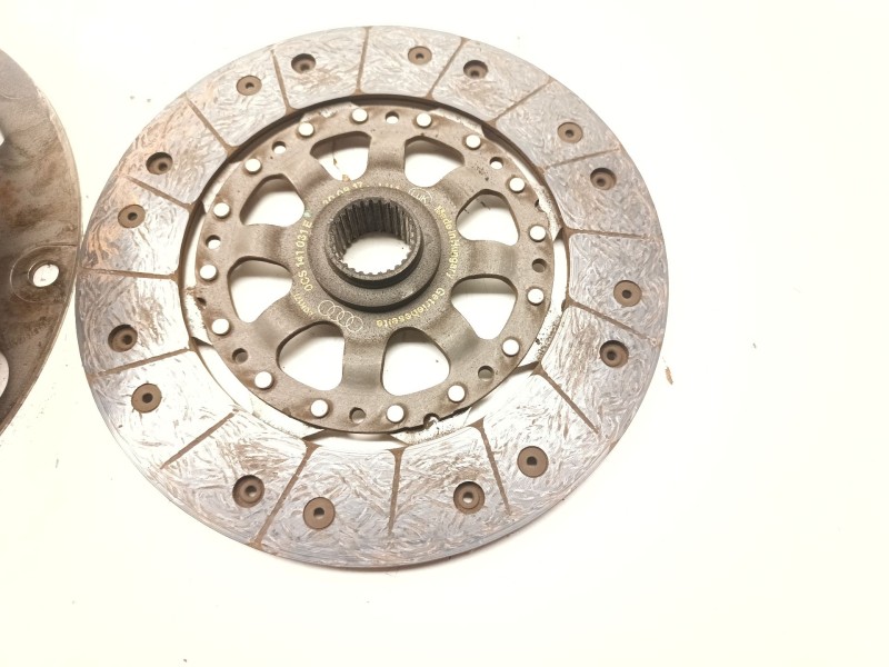 Recambio de volante motor para audi a4 berlina (8w2) referencia OEM IAM OCS405266H  