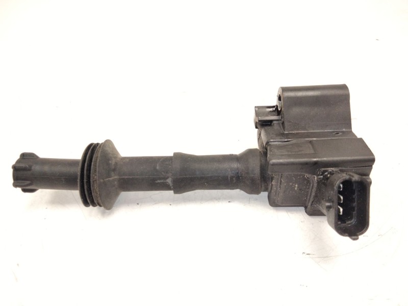 Recambio de bobina encendido para peugeot referencia OEM IAM 9808653680  