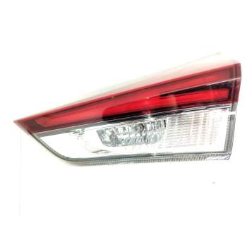 Recambio de piloto trasero derecho porton para toyota auris referencia OEM IAM 8158102830  