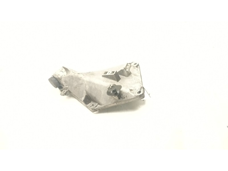 Recambio de soporte motor derecho superior para bmw 3 touring (e91) 335 d referencia OEM IAM 22116760311-05  