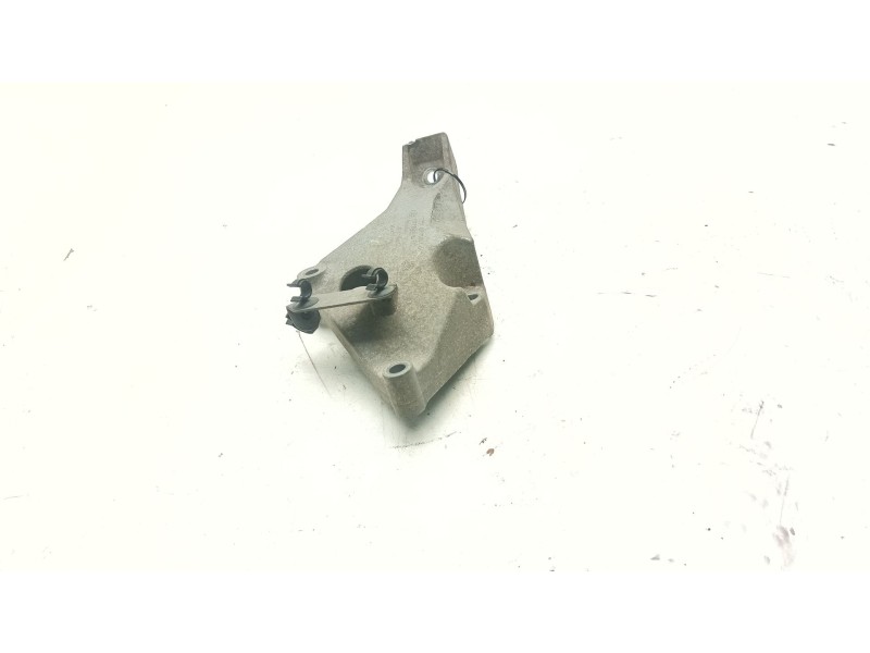 Recambio de soporte motor izquierdo superior para bmw 3 touring (e91) 320 d referencia OEM IAM 2211677504-01  